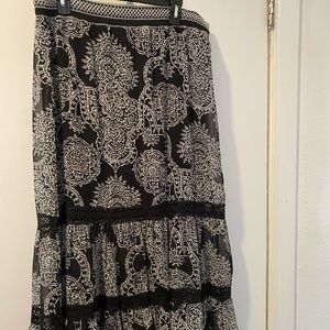 Women’s skirt